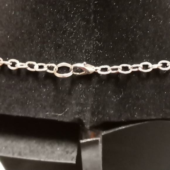 Necklace - Picture 2 of 4